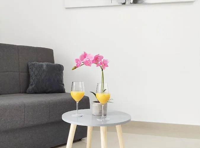 White Apartman Póla